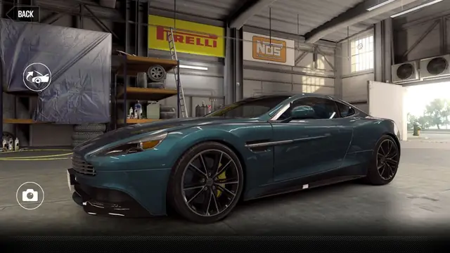 Aston Martin Vanquish