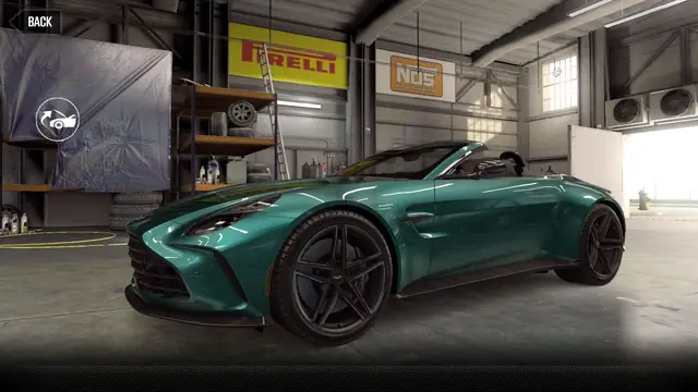 Aston Martin Vantage Roadster 2025 (Gold Star)