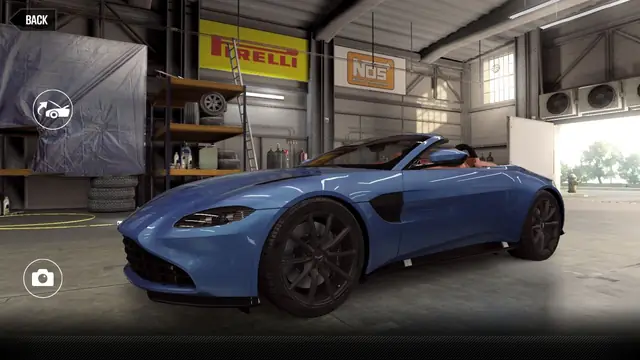 Aston Martin Vantage Roadster (Purple Star)