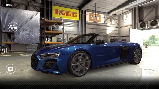 Audi R8 Spyder V10 (Gold Star)