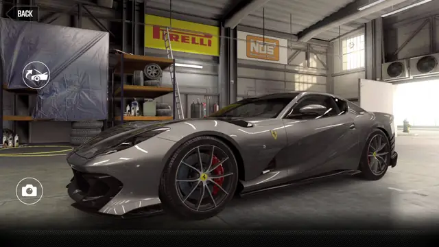 Ferrari 812 Competizione (Gold Star)