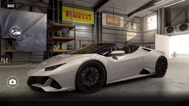 Lamborghini Huracan Evo Spyder (Gold Star)