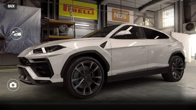 Lamborghini Urus (Gold Star)