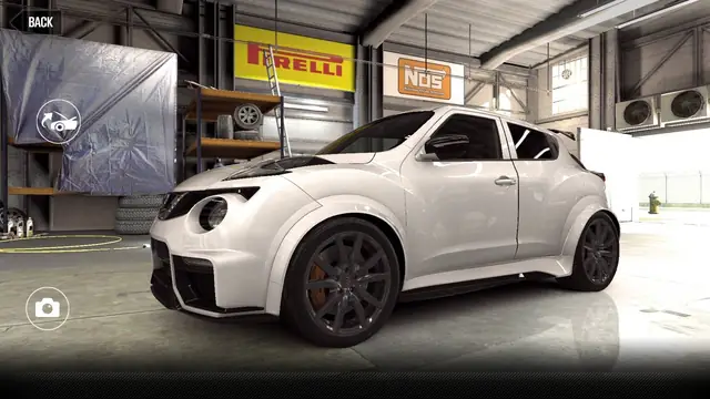 Nissan Juke-R 2.0 (Gold Star)