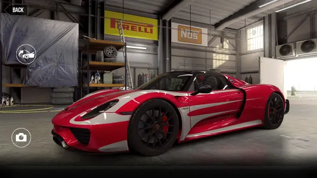 Porsche 918 Spyder Weissach Package