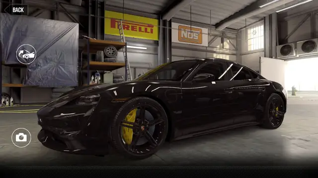 Porsche Taycan Turbo S (Gold Star)